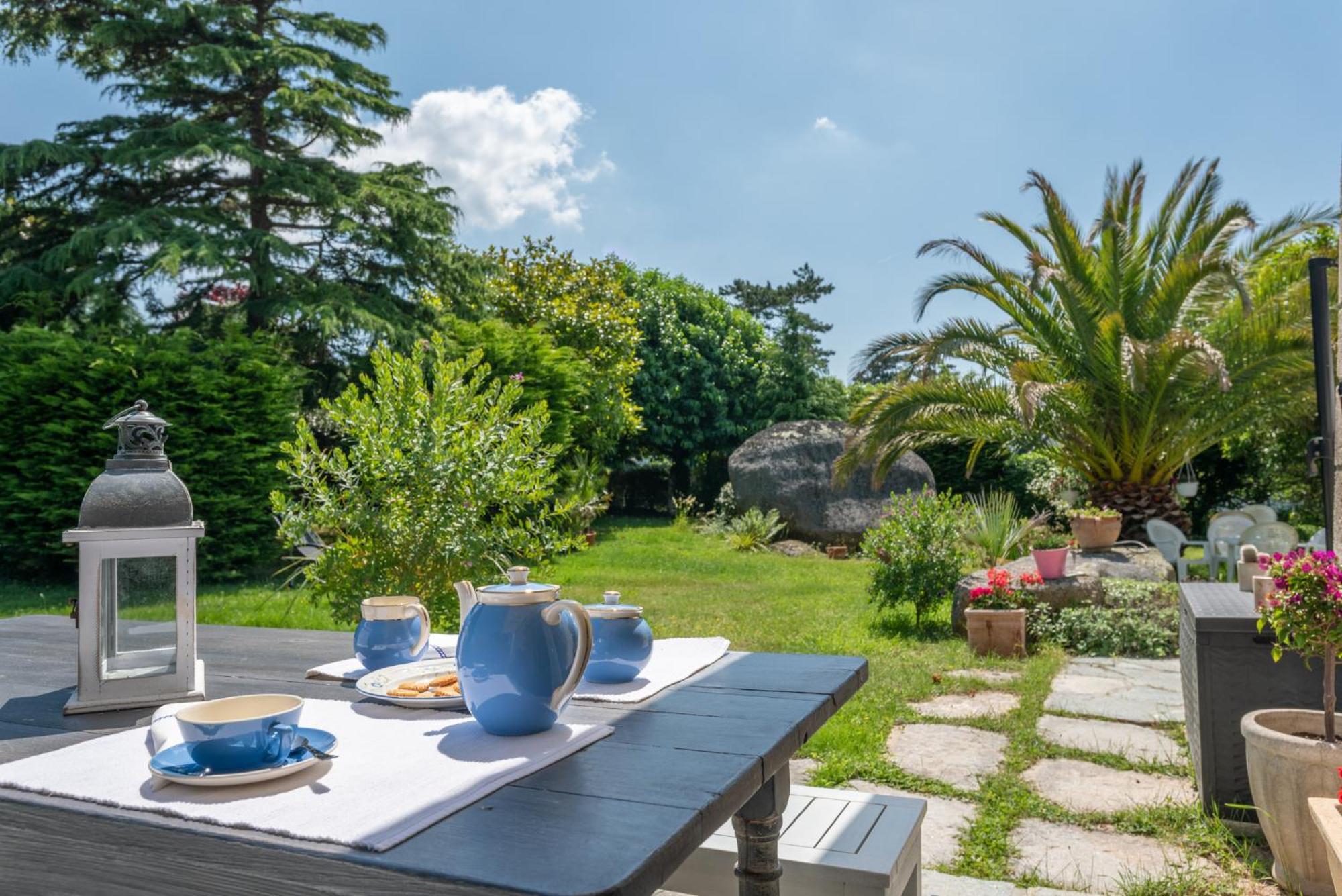 Villa Des Fleurs D'Ajoncs Concarneau Exterior photo